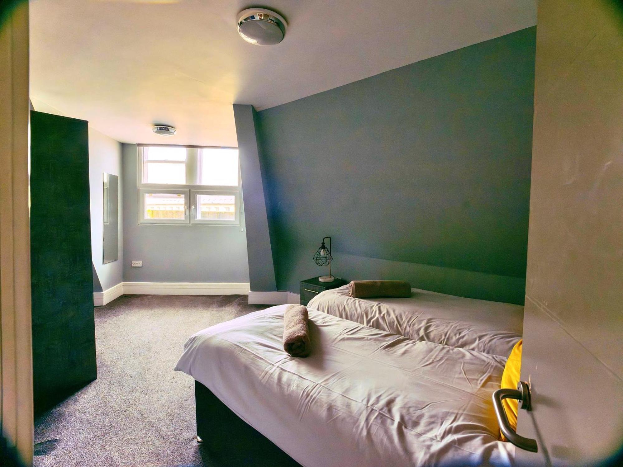 2 Bedroom Apartment In The Heart Of Newcastle - Spacious - Sleeps 7 Exterior foto